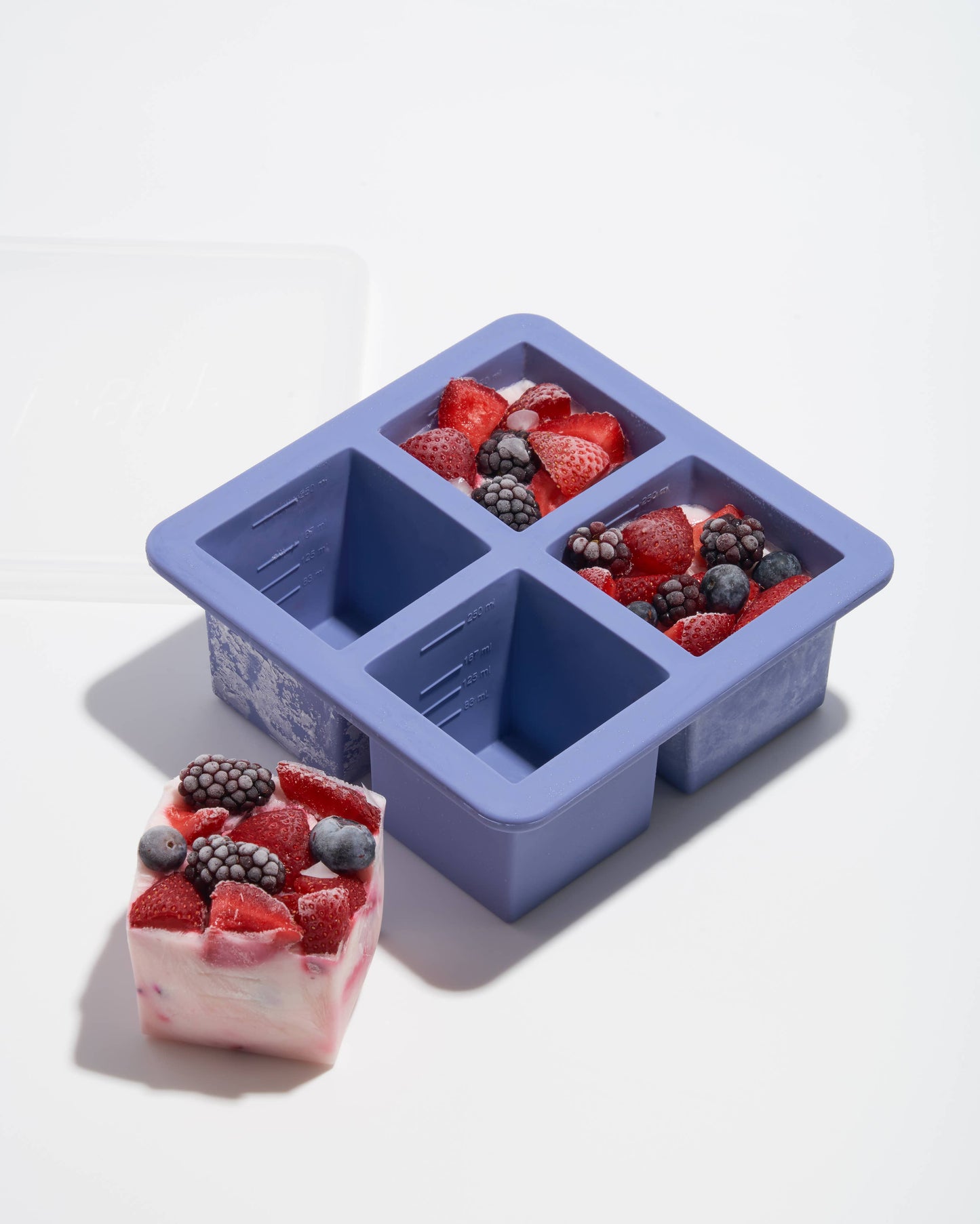 W&P - Cup Cube Silicone Food Storage Meal Prep: Charcoal / 6 Cube